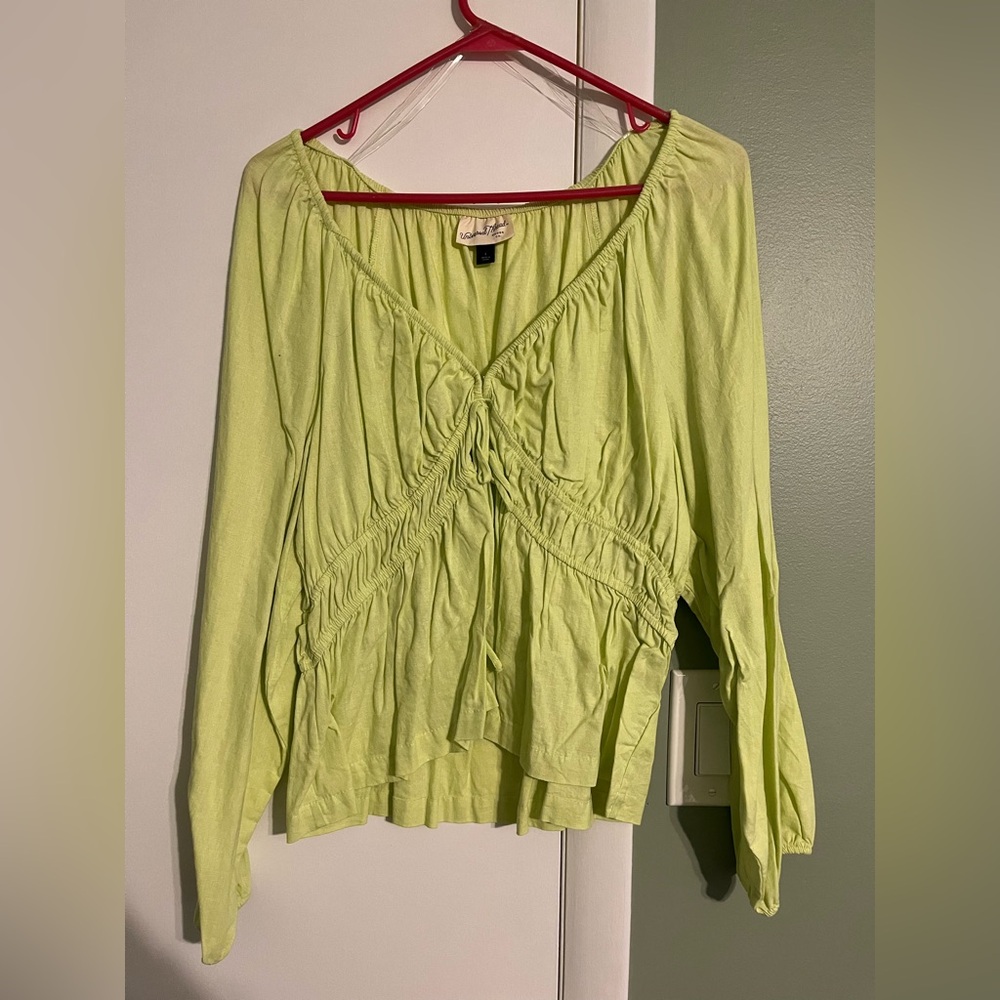 Universal Thread Green Cinched Top